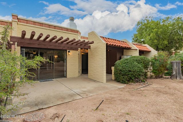 9788 E Calle Del Centinela, Tucson, AZ 85748