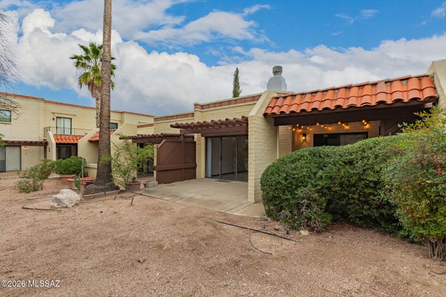 9788 E Calle Del Centinela, Tucson, AZ 85748