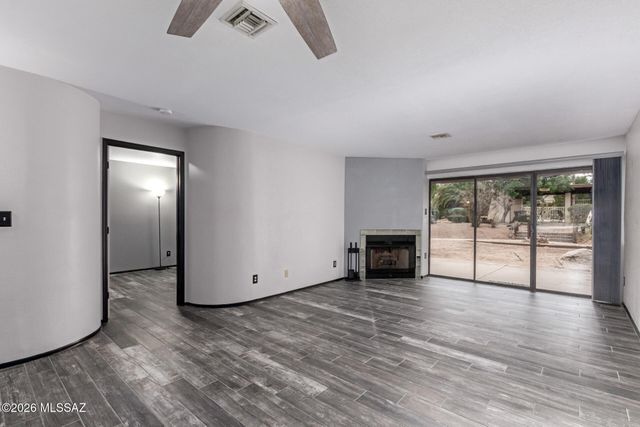 9788 E Calle Del Centinela, Tucson, AZ 85748