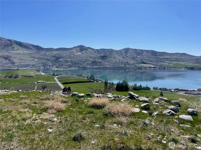 120 Orchard View Drive, Chelan, WA 98816