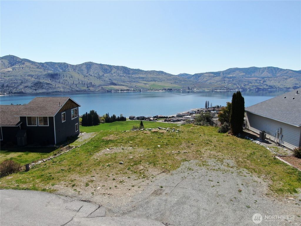 120 Orchard View Drive, Chelan, WA 98816