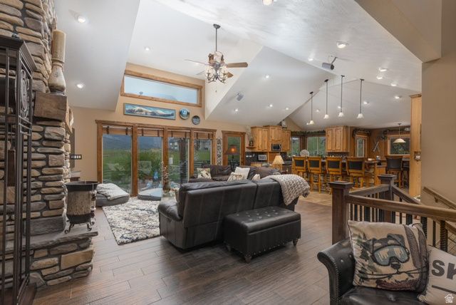 3575 N FOOTHILL LN, Eden, UT 84310