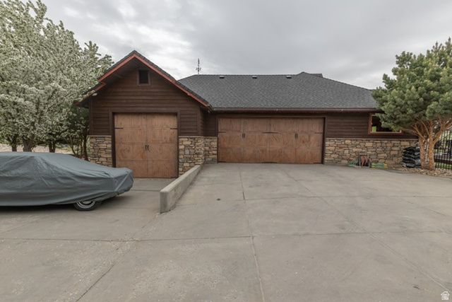 3575 N FOOTHILL LN, Eden, UT 84310