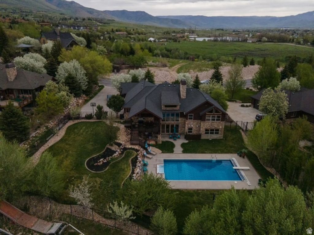 3575 N FOOTHILL LN, Eden, UT 84310
