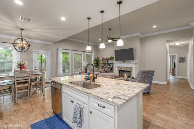 122 Brimestone Loop, Benton, LA 71006