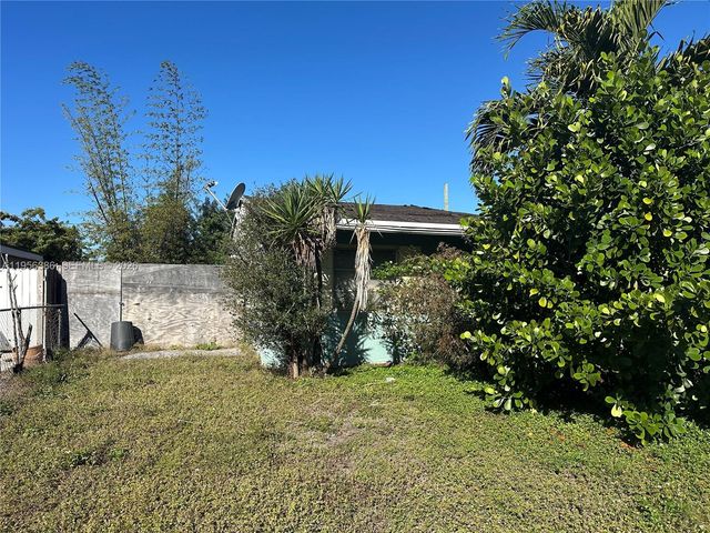 2101 SW 46th Ave, Fort Lauderdale, FL 33317