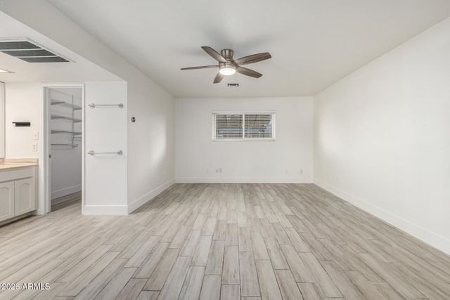 8103 N 56TH Avenue, Glendale, AZ 85302