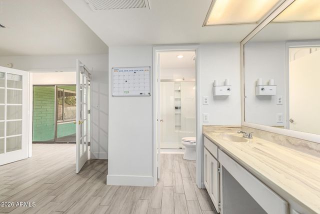 8103 N 56TH Avenue, Glendale, AZ 85302