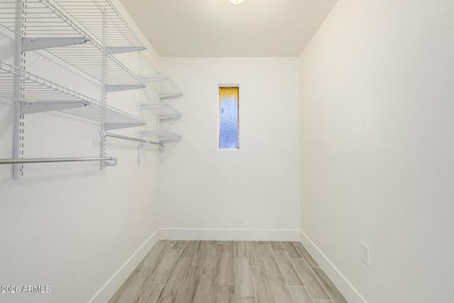 8103 N 56TH Avenue, Glendale, AZ 85302