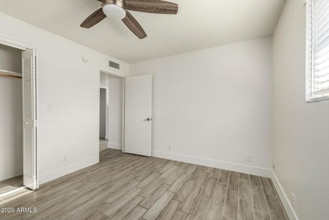 8103 N 56TH Avenue, Glendale, AZ 85302