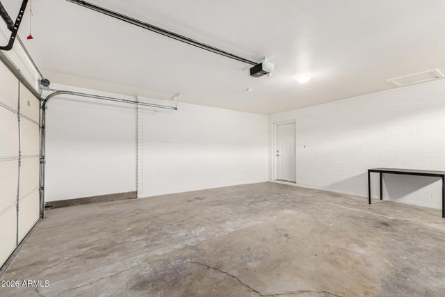 8103 N 56TH Avenue, Glendale, AZ 85302