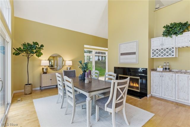 985 Goldenrod Trail, Aurora, OH 44202