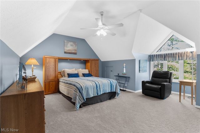 985 Goldenrod Trail, Aurora, OH 44202