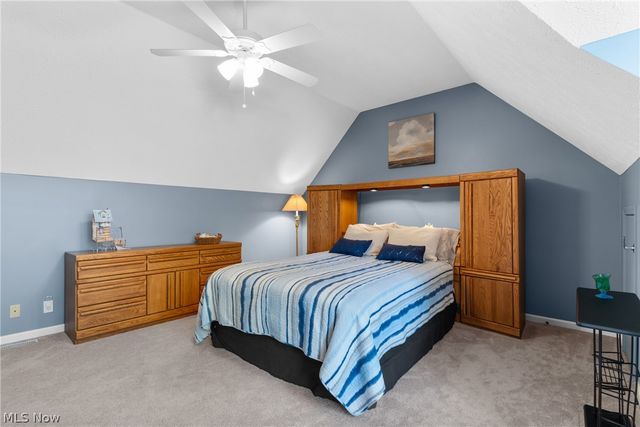 985 Goldenrod Trail, Aurora, OH 44202