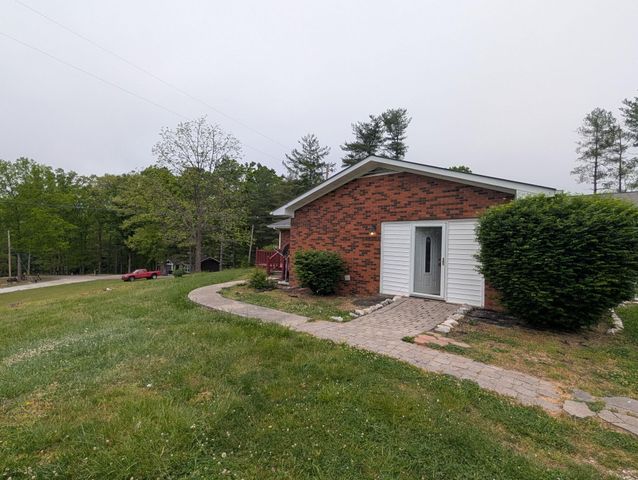 4063 Old Salem Road, London, KY 40741