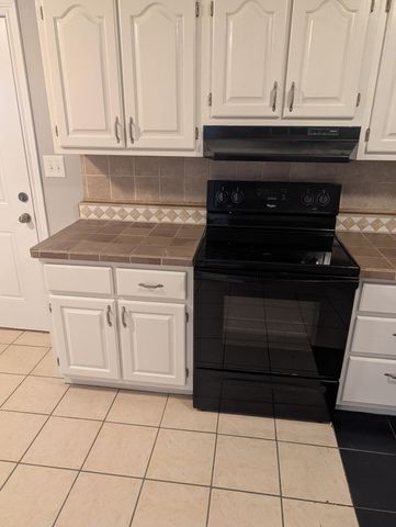 4063 Old Salem Road, London, KY 40741