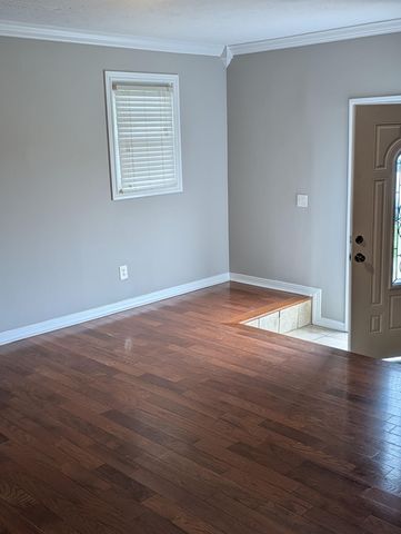 4063 Old Salem Road, London, KY 40741