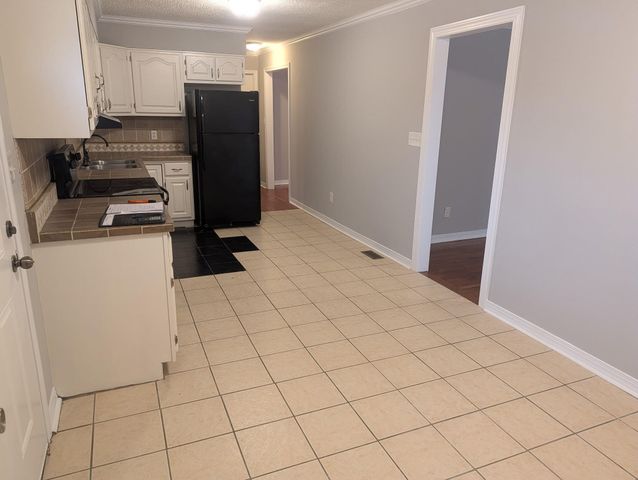 4063 Old Salem Road, London, KY 40741