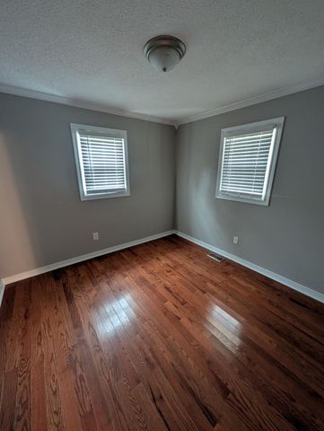4063 Old Salem Road, London, KY 40741