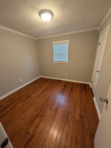 4063 Old Salem Road, London, KY 40741