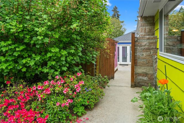 2132 N 148th Street, Shoreline, WA 98133
