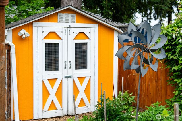 2132 N 148th Street, Shoreline, WA 98133
