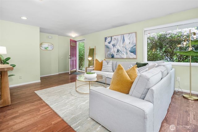 2132 N 148th Street, Shoreline, WA 98133