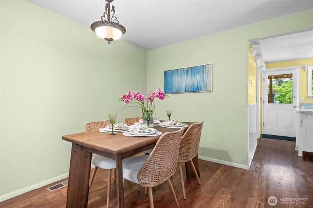 2132 N 148th Street, Shoreline, WA 98133