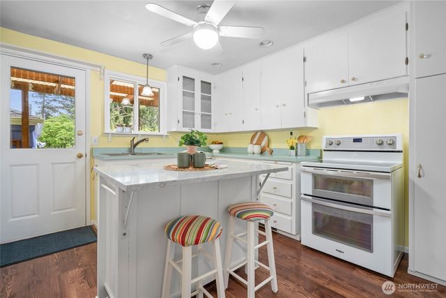 2132 N 148th Street, Shoreline, WA 98133