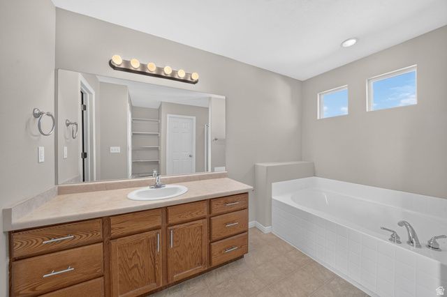 10828 S WYNVIEW LN, South Jordan, UT 84095