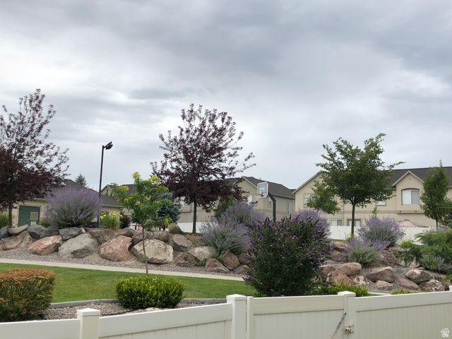 10828 S WYNVIEW LN, South Jordan, UT 84095