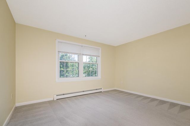 214 Springbrook Circle, Portsmouth, NH 03801