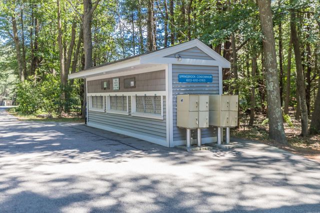 214 Springbrook Circle, Portsmouth, NH 03801