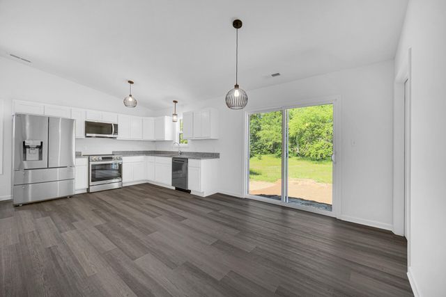 301 Malvern Road, Kingsford Heights, IN 46346