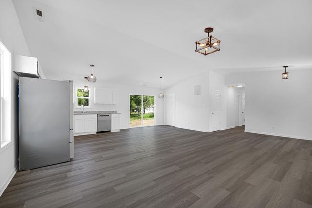 301 Malvern Road, Kingsford Heights, IN 46346