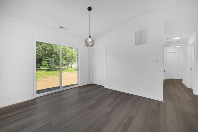 301 Malvern Road, Kingsford Heights, IN 46346