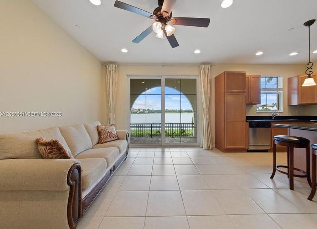 2955 Tortola Way, Cooper City, FL 33024