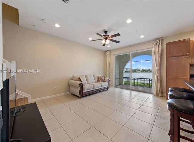 2955 Tortola Way, Cooper City, FL 33024