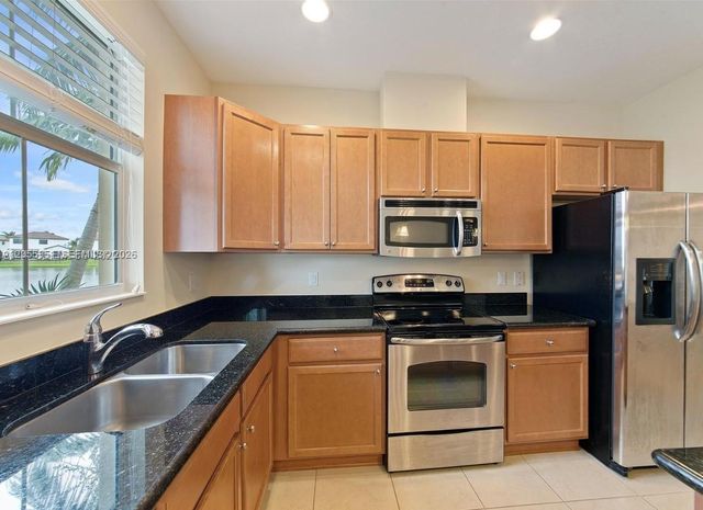 2955 Tortola Way, Cooper City, FL 33024