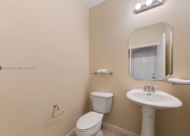 2955 Tortola Way, Cooper City, FL 33024