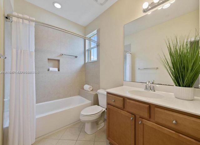 2955 Tortola Way, Cooper City, FL 33024