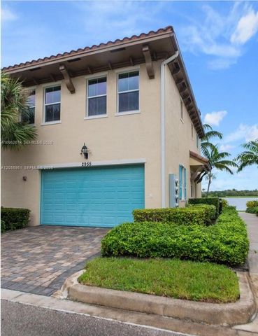 2955 Tortola Way, Cooper City, FL 33024