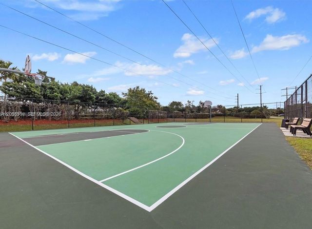 2955 Tortola Way, Cooper City, FL 33024