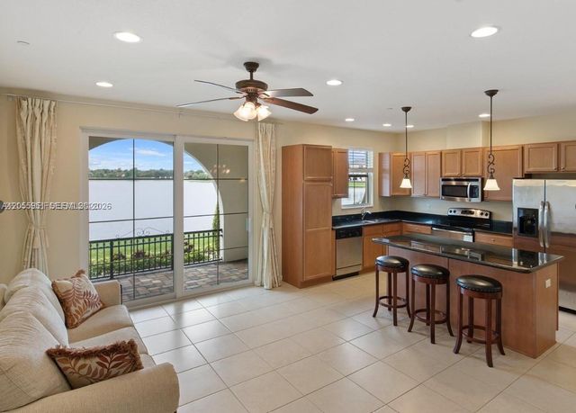 2955 Tortola Way, Cooper City, FL 33024