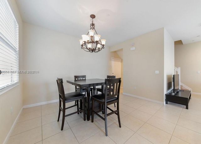 2955 Tortola Way, Cooper City, FL 33024
