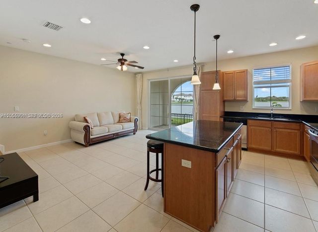 2955 Tortola Way, Cooper City, FL 33024