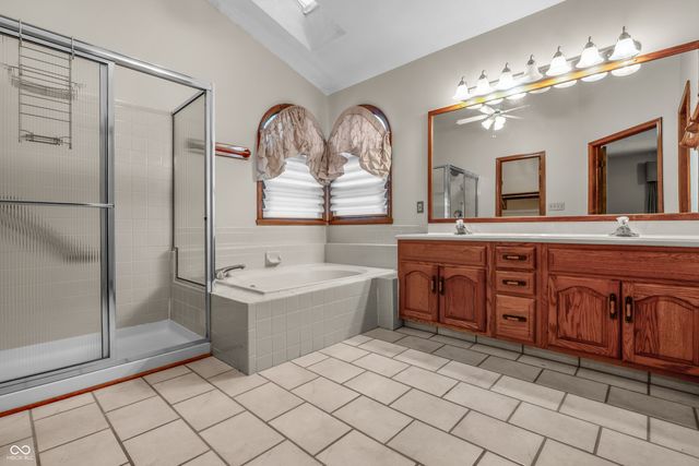 13719 Roswell Drive, Carmel, IN 46032
