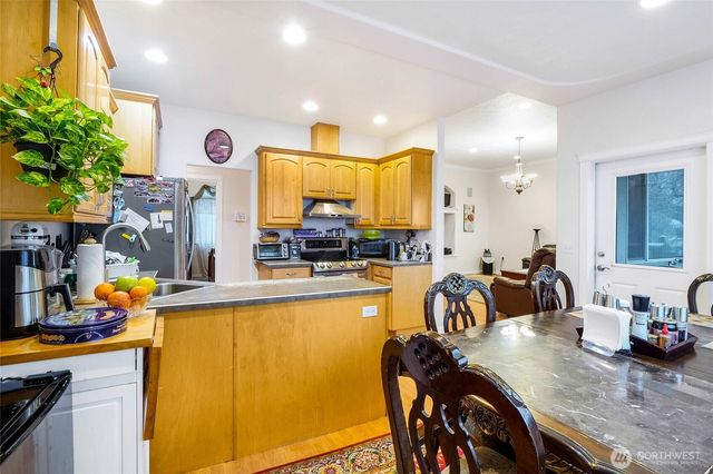 950 S Garden Drive, Moses Lake, WA 98837