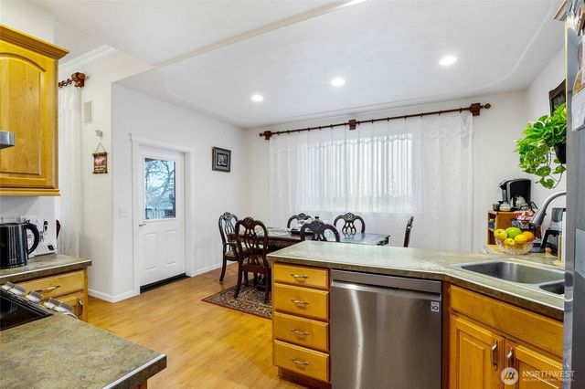 950 S Garden Drive, Moses Lake, WA 98837