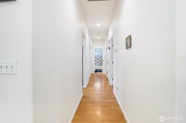 950 S Garden Drive, Moses Lake, WA 98837